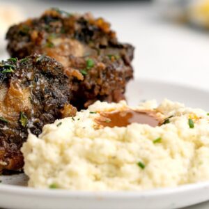 Keto Slow Cooker Braised Oxtails Recipe