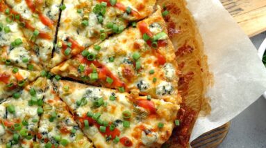 Keto Buffalo Chicken Crust Pizza [Chicken Meatza Recipe]