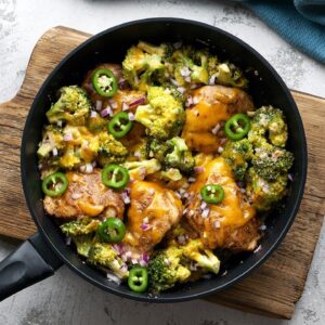 Low-Carb Jalapeno Chicken Skillet Meal [Easy Keto Dinner]