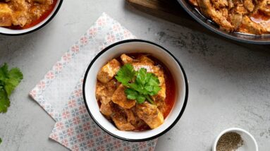 Low-Carb Butter Paneer Chicken Curry