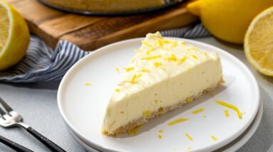 Keto No-Bake Lemon Cheesecake [Easy Low-Carb Dessert Recipe]