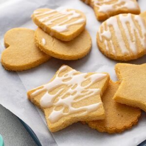 Keto Sugar Cookies [with Low-Carb Icing]